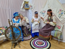 Традиции русских девичьих посиделок Саянск