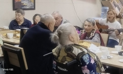 Как здорово, что все мы здесь сегодня собрались!