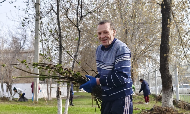 Весенняя уборка территории