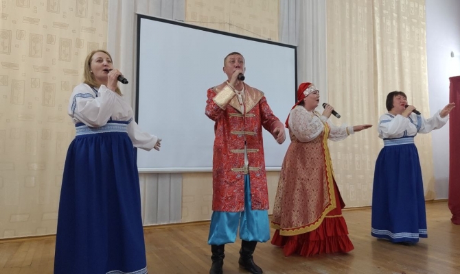 Унас в гостях клуб села Максимовщина