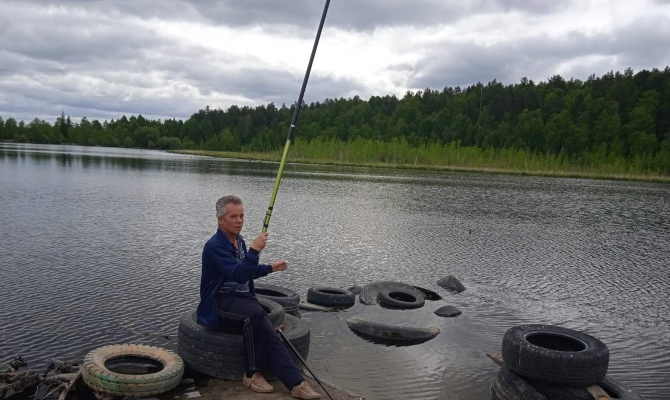 Новый день для получателей социальных услуг Ново-ленинского дома - интерната начался с рыбалки!