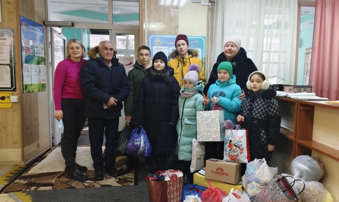 Начинаем принимать подарки к Новому году!